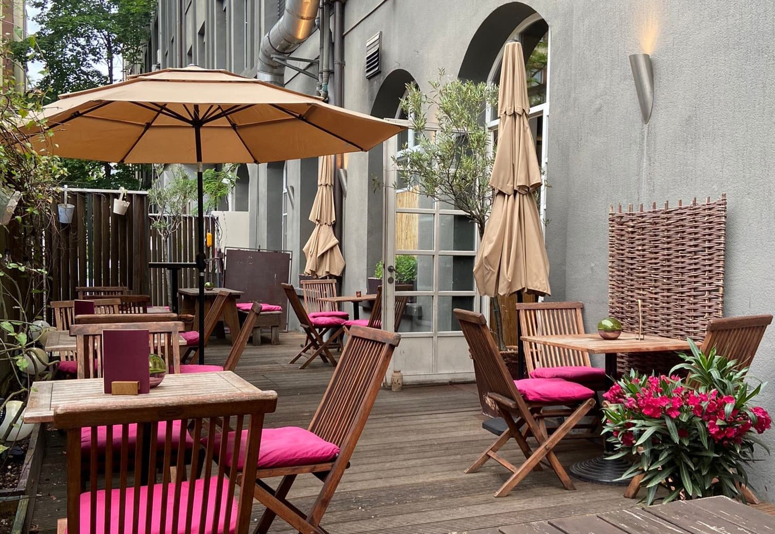 Terrasse & Lounge